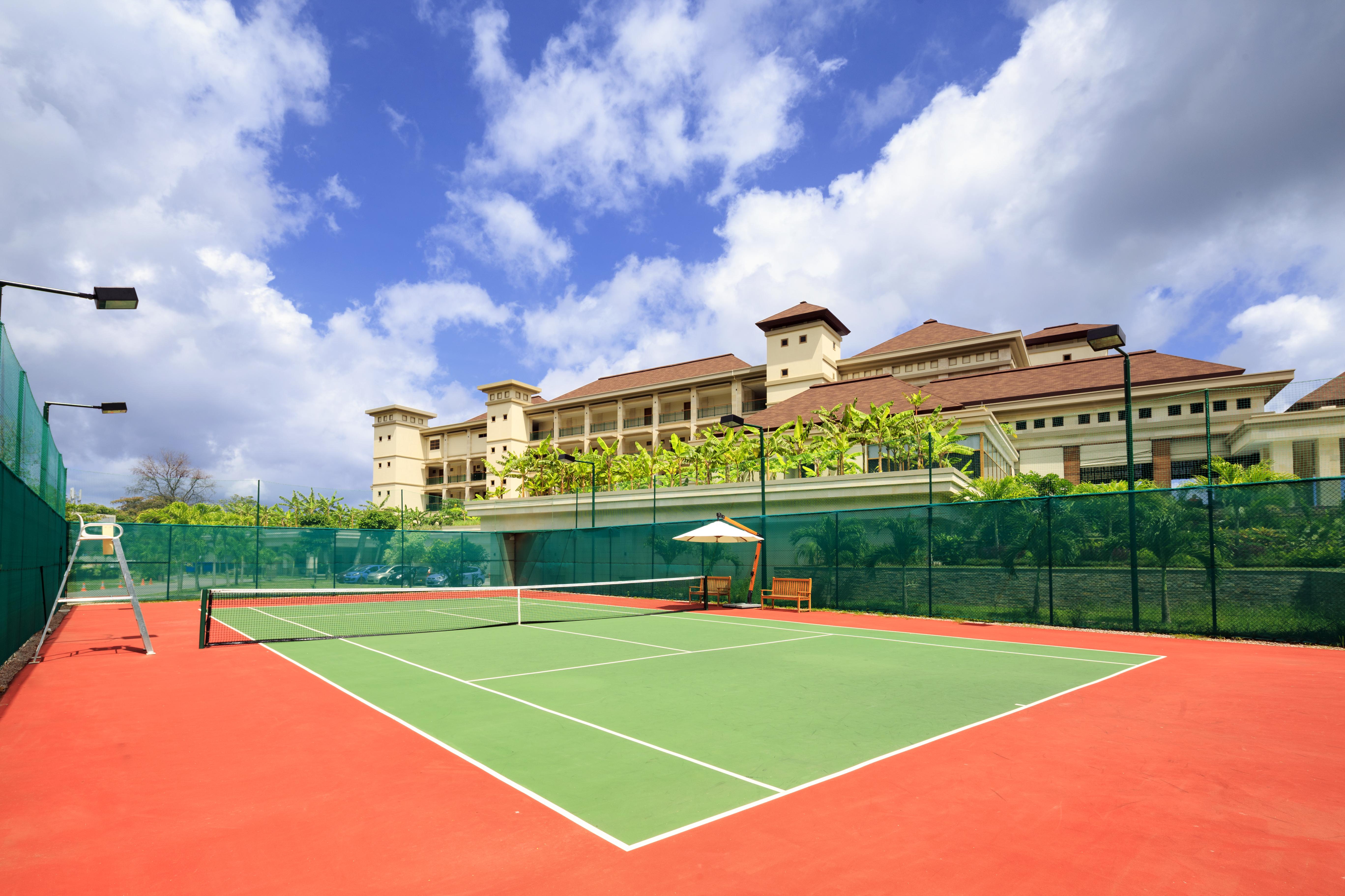 Savoy Seychelles Resort & Spa Бо-Валлон Экстерьер фото Tennis court at the Four Seasons Resort