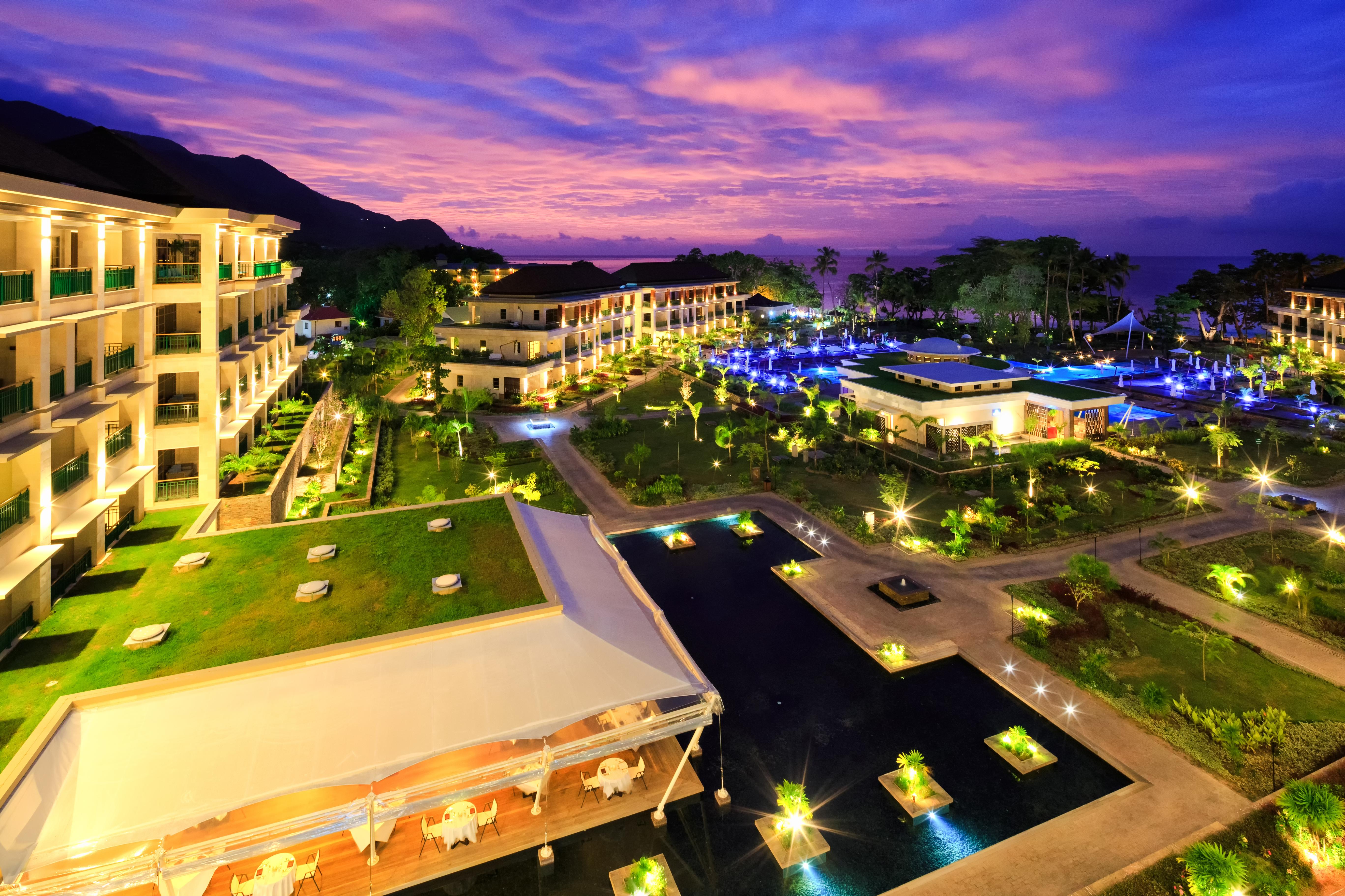 Savoy Seychelles Resort & Spa Бо-Валлон Экстерьер фото The Village at Blue Bay