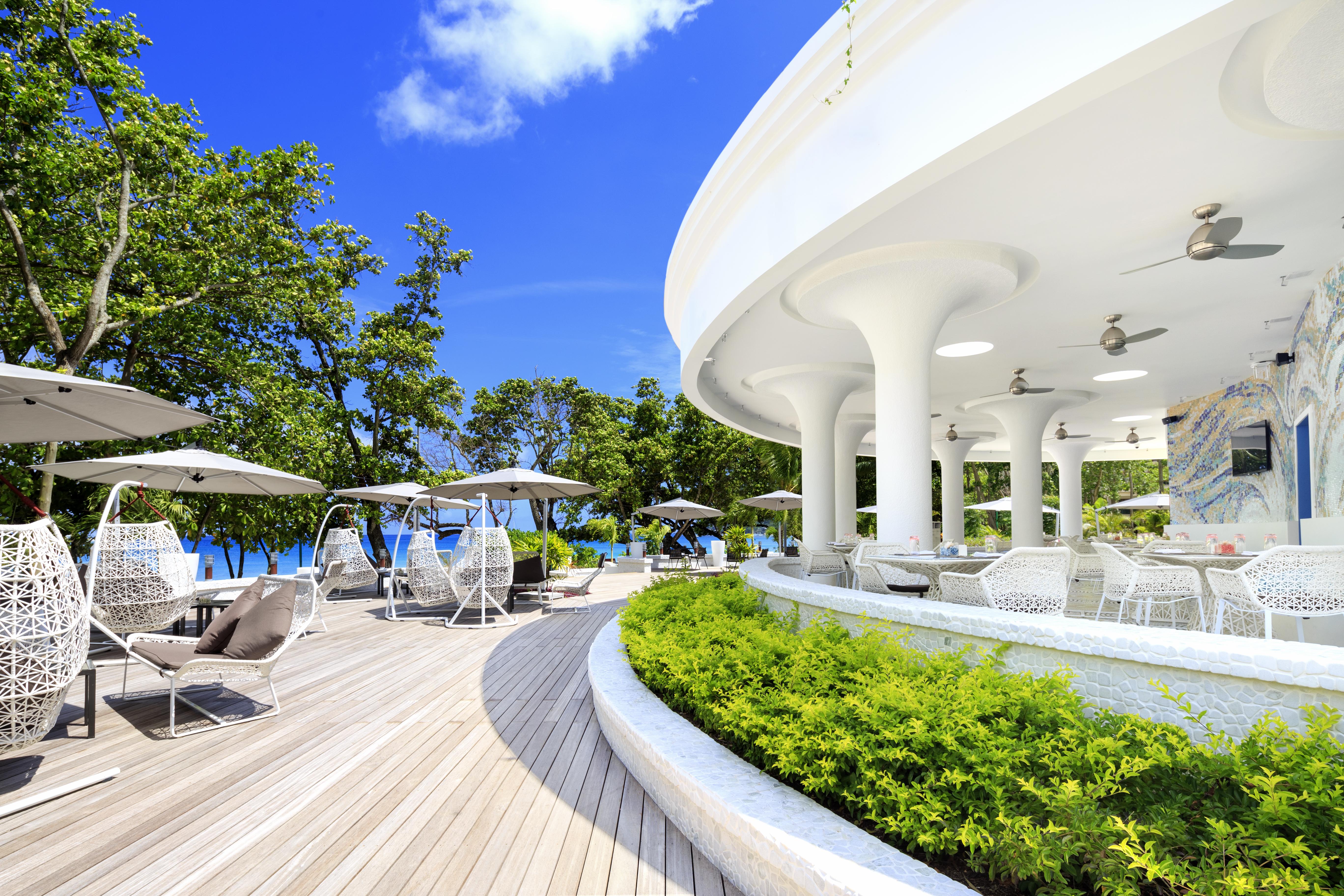 Savoy Seychelles Resort & Spa Бо-Валлон Экстерьер фото The Beach Club